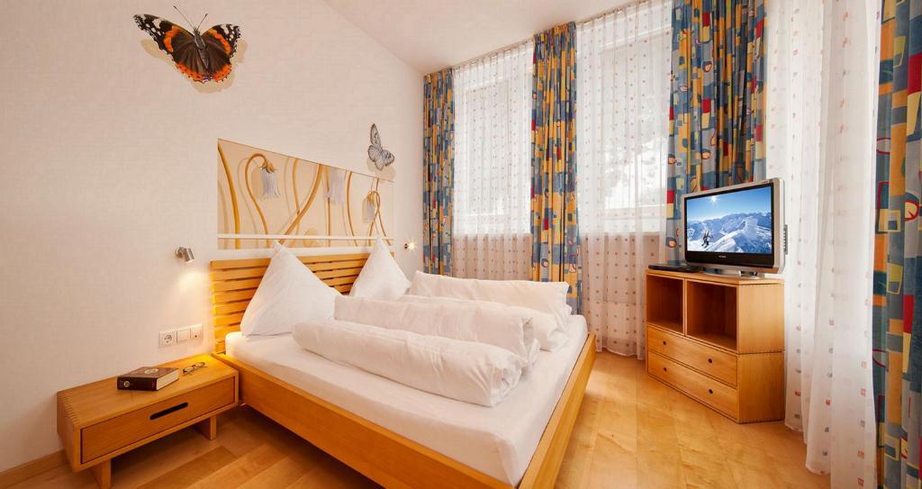 Hotel Dominic Solden Room photo